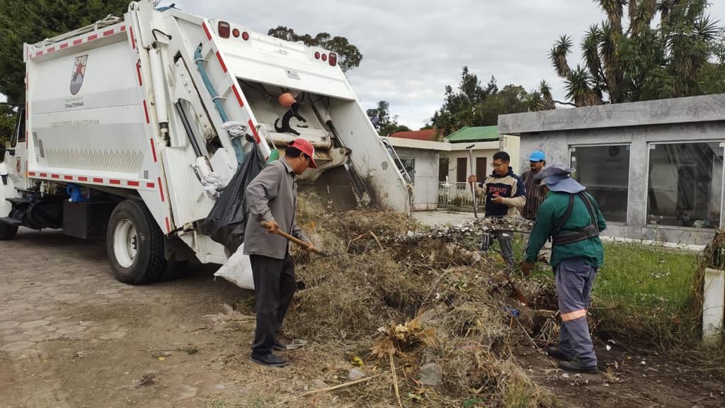 Alistan panteón municipal en Chiautempan